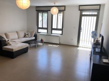 4br - Beautiful APT in Pisgat Zeev, Renovated and Balcony!